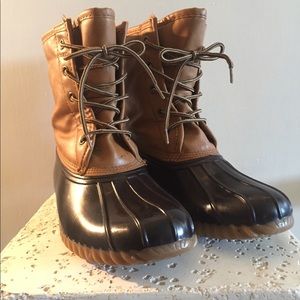 LOWEST PRICE 🎉Women’s duck boots